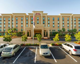 Hampton Inn & Suites Jacksonville-Airport - Jacksonville - Rakennus