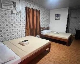 RedDoorz @ Boondocks Cabins Resort - San Fernando