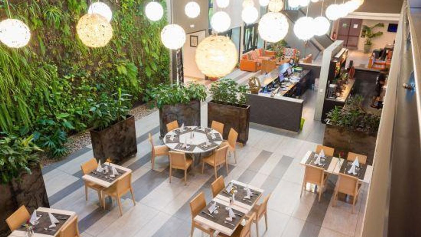 Mina Hotel Libreville