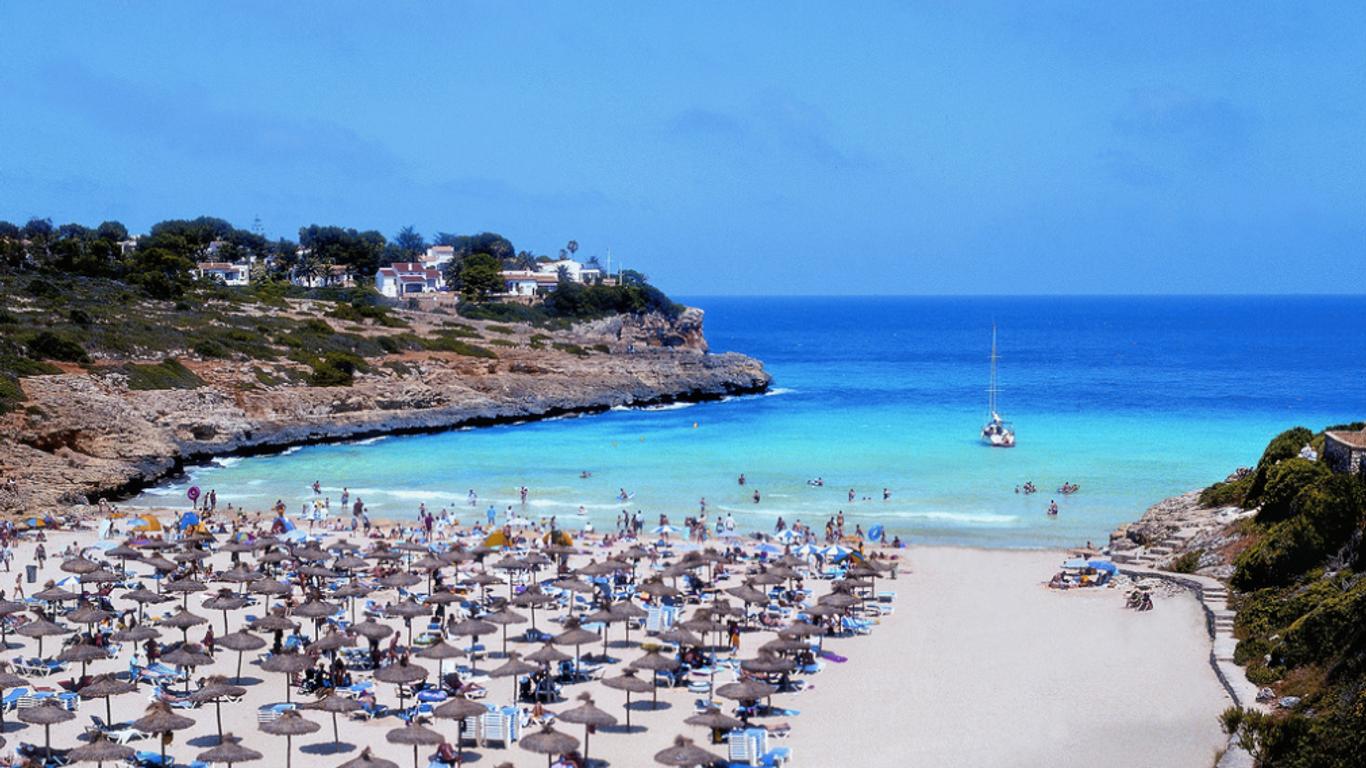 Insotel Cala Mandia Resort