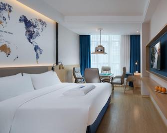 Kyriad Marvelous Hotel Shenzhen Baoan International Exhibition Center - Dongguan - Bedroom