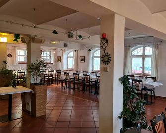 Hotel am Friedberger See - Friedberg - Restaurant