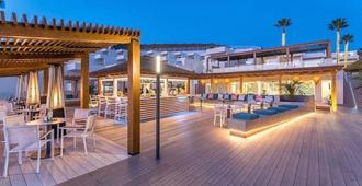 Ohasis Boutique Suites - Arona - Βεράντα