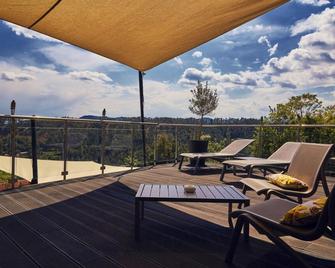 Domaine De Chalvêches Hôtel Spa 4 - Faugères - Balcón