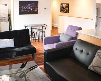 3 Br Southside Loft - Amazing Location - פיטסבורג - סלון