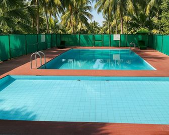 Stay Guru Resort Farm Villa - Bhuj - Piscina