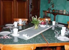 Apartments in Lübben Spreewald 26522 - Lübben - Dining room