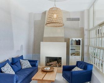 Kelly Beach Hotel - Agios Ioannis - Sala de estar