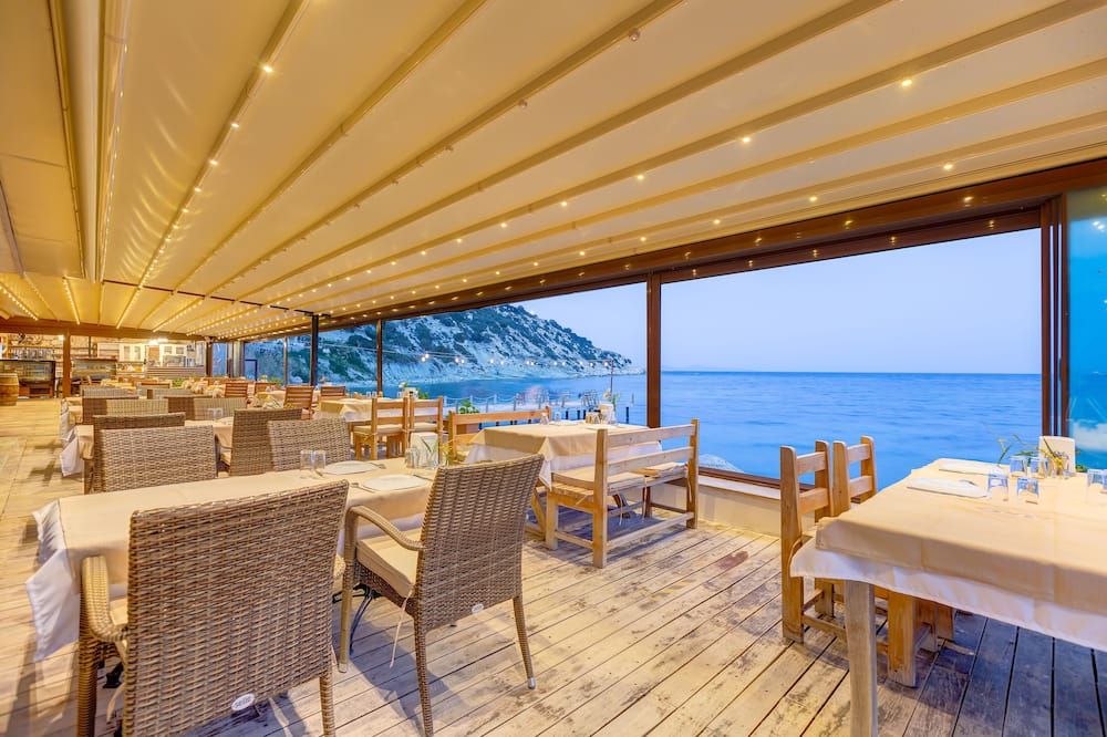 Tasada Otel - Karaburun - Restaurant