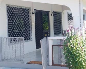 Ben's Fiji Private Accommodation Gateway Escape - Nadi