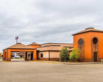 Quality Inn & Suites - Marion - Bygning