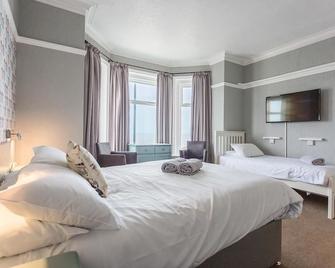 Sandcliff Guest House - Cromer - Bedroom