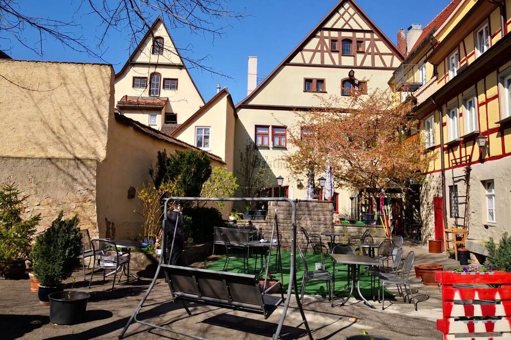 Hotel-Gasthof Goldener Greifen - רוטנבורג אוב דר טאובר - בניין