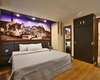 Eurotel Angeles - Angeles City - Bedroom