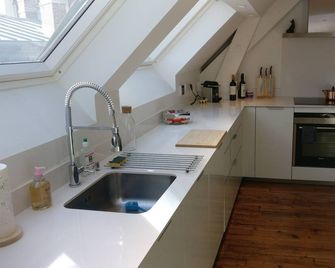 Le Rooftop des Halles - بياريتز - مطبخ