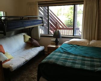 Ski-In/ski-Out At Eagle Point Ski Resort - Snowflake #12 - 1 Bedroom Condo - Beaver - Bedroom