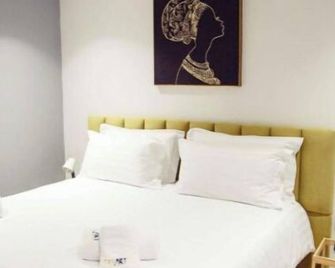 Hotel Triart - Korçë