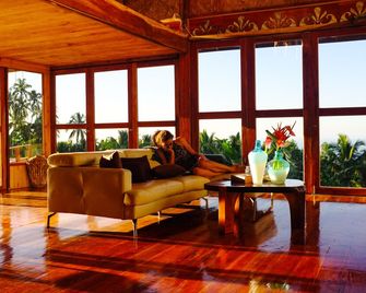 Camiguin Volcano Houses-Panoramic House - Mambajao - Sala de estar