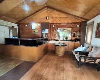Hotel O Grand De Casa - Bhongir - Front desk