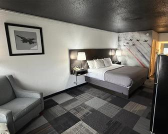 Eglin Extended Stay Hotel, a Howard Johnson by Wyndham - Niceville - Habitación