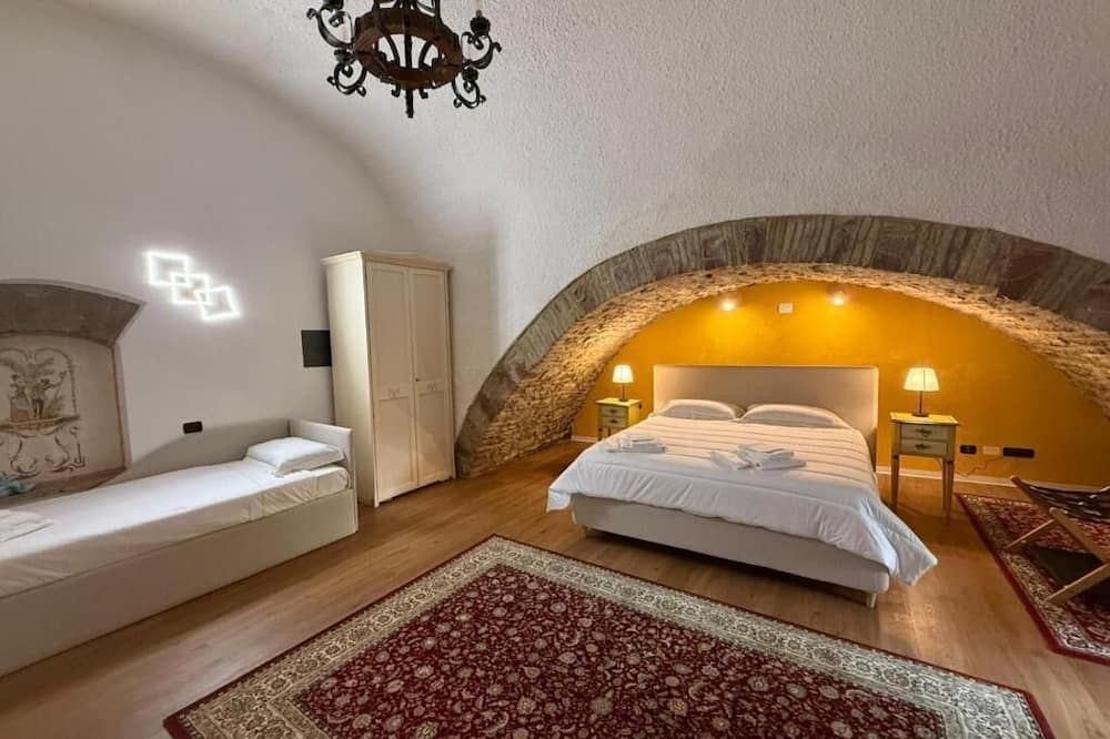 Hotel Lieto Soggiorno - אסיסי - חדר שינה