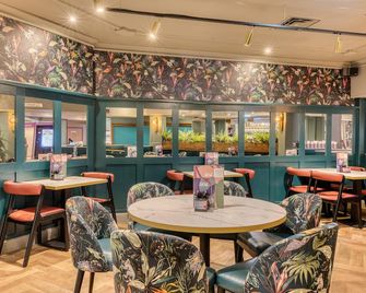 Premier Inn Glasgow Airport - Paisley - Restaurang