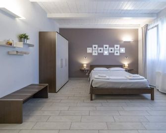 Anda e Rianda - Campi Bisenzio - Schlafzimmer