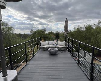 Romantic Villa -less then 5 mins to your closest winery - Temecula - Balcony