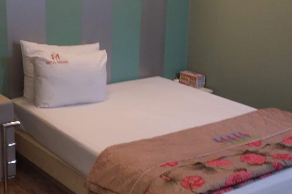Midas Hotel thumbnail 3