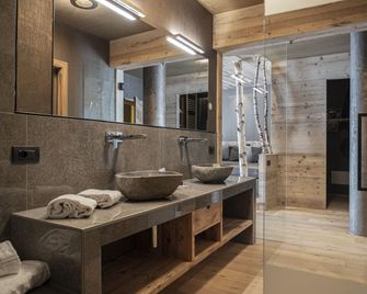 La Roccia Wellness Hotel - Cavalese