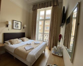 Belvedere Hotel - London - Bedroom