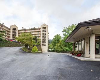 Gatlinburg Chateau Rentals - Gatlinburg - Building