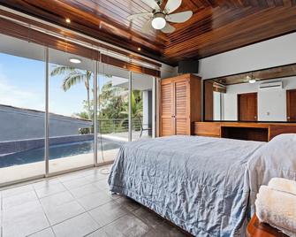 Smell the Ocean and See the 210 Degree Ocean View Costa Rica - Agujas - Habitación