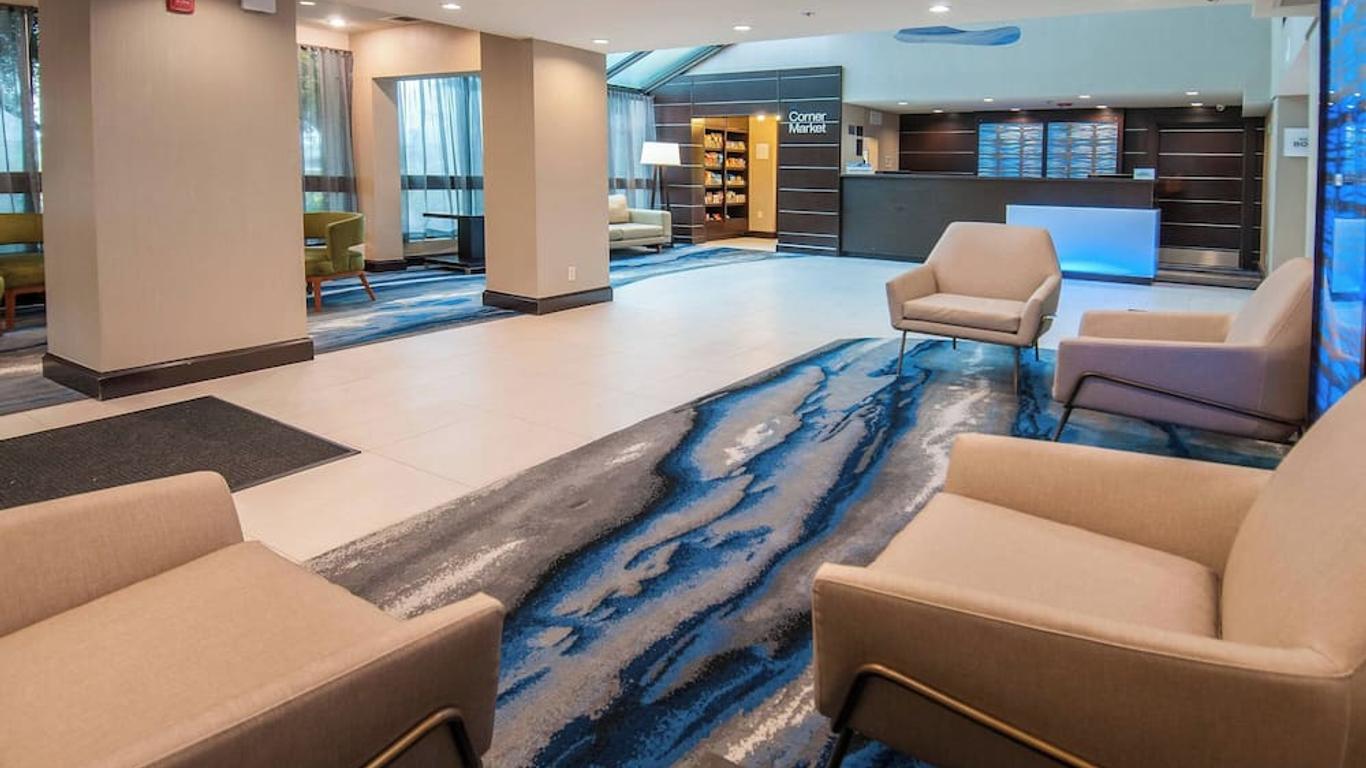 Fairfield Inn & Suites by Marriott Dallas DFW Airport South/Irving