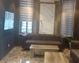 Walijam Bloom Luxury Suites - Kaduna