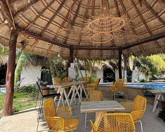 Mayan Mittoz - Holbox - Patio