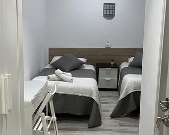 Hostal Ruta de Francia - Barcelona - Habitación