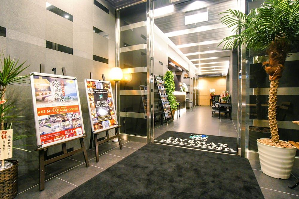 Lobby view of Hotel Livemax Yokohama Motomachi Ekimae
