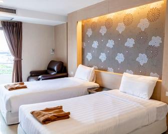 Avana Hotel And Convention Centre (Sha Plus) - Bangkok - Bedroom