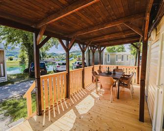 Deluxe Lake View Mobile Homes With Therm - Catez Ob Savi - Balkon