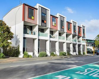 Cosy Studio in Central Avondale | Netflix Wi-Fi - Auckland - Edificio