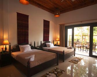 Nam Ou Riverside Resort - לואנג פראבאנג - חדר שינה