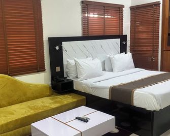 Posh Apartments Metro - Lagos - Schlafzimmer