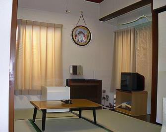 Ashikaga Business Hotel - Ashikaga - Essbereich