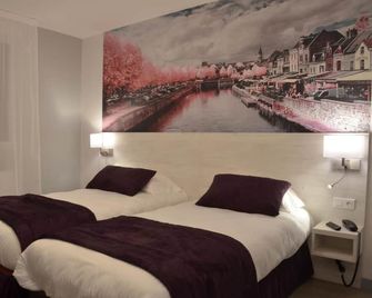 Logis Hôtel - La Chambre d'Amiens - Amiens