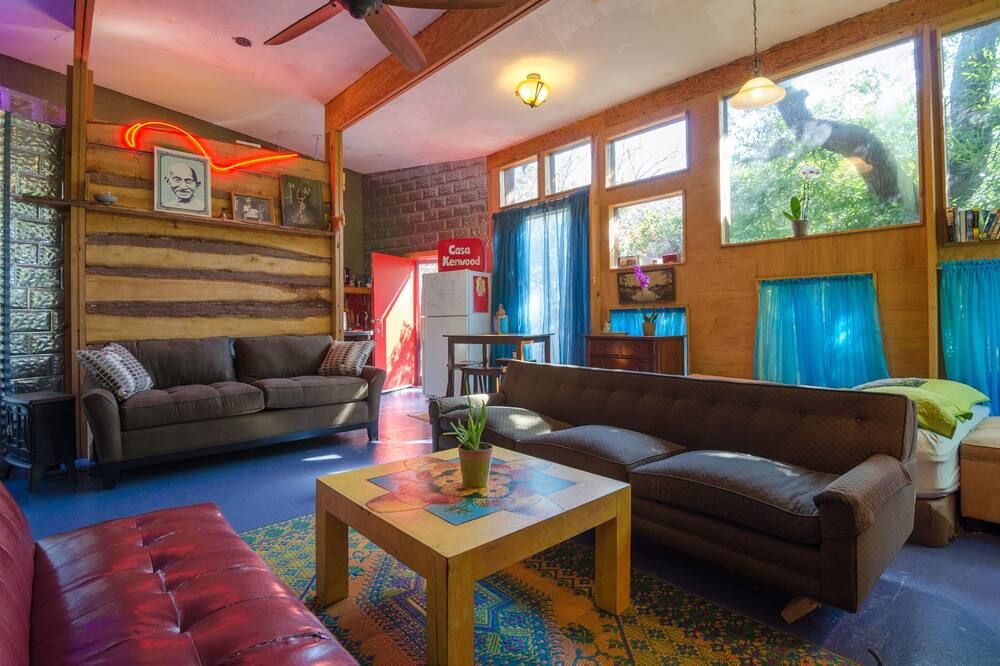 Cool Art/Living Space & Studio - Near Soco & Downtown!! - Austin - Sala de estar