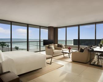 أليلا سيمينياك - كوتا - غرفة نوم