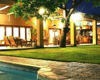 Lion Tree Top Lodge - Hoedspruit - Patio