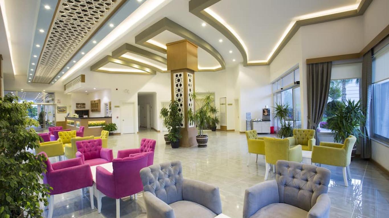 Sun Club Side Hotel