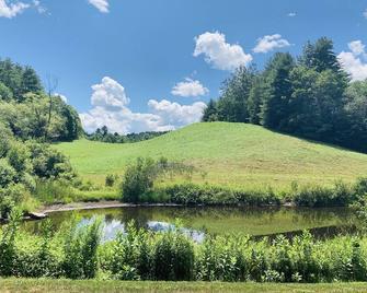 Reboot & Relax while surrounded by Vermont beauty. - Londonderry - Outdoors view